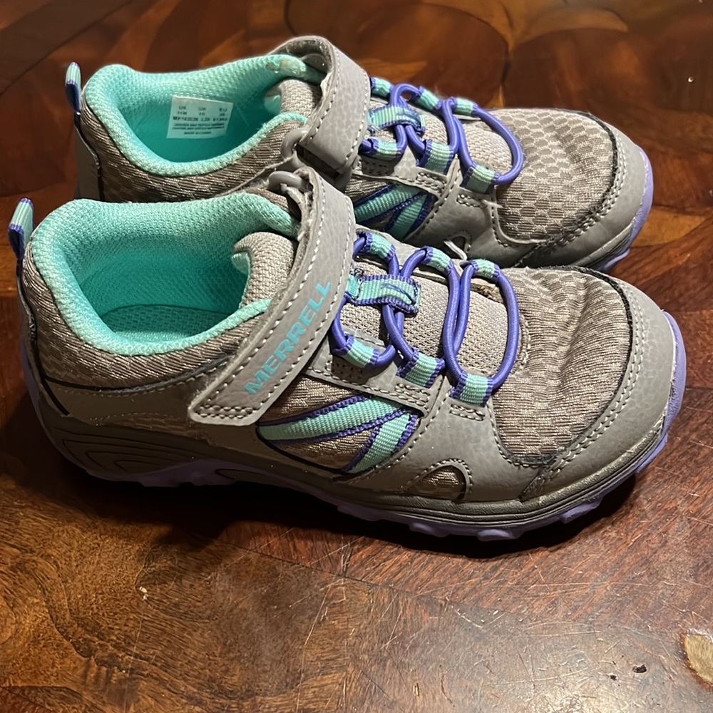 Merrell tennis shoes little girls size 11. Gray/purple/aqua. - Picture 2 of 5